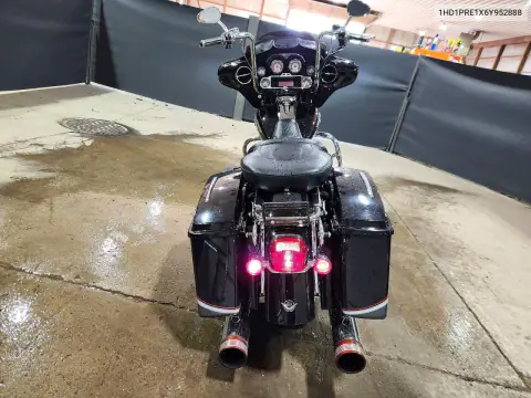2006 Harley-Davidson Flhtcuse VIN 1HD1PRE1X6Y952888 фото 4