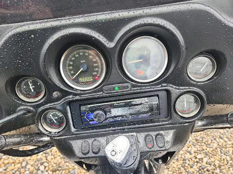 2009 Harley-Davidson Flhtcu VIN 1HD1FC4179Y675459 фото 7