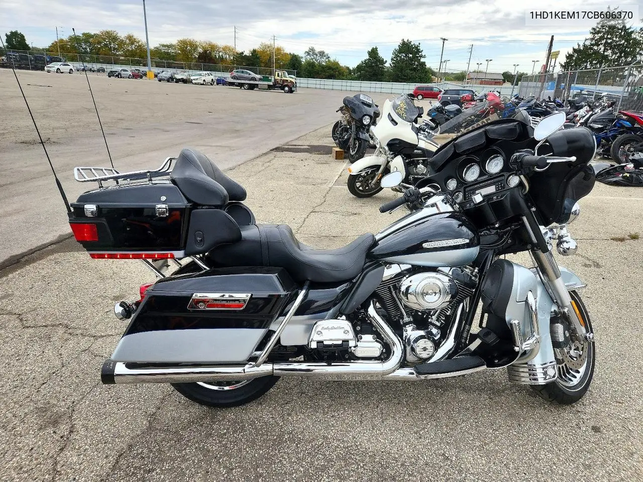 2012 Harley-Davidson Flhtk Electra Glide Ultra Limited VIN 1HD1KEM17CB606370 фото 1
