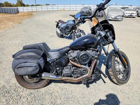 1HD1YJJ6XKB066390 — 2019 Harley-Davidson FXBB, Естественный износ (Normal Wear), фото до ремонта
