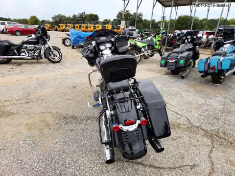 2017 Harley-Davidson Fltrx Road Glide VIN 1HD1KHC14HB688567 фото 4