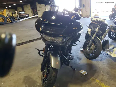 2025 Harley-Davidson Fltrxse VIN 1HD1TC610SB961054 фото 2