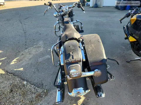 2010 Harley-Davidson Flhrc VIN 5HD1FR4A3AB644065 фото 4
