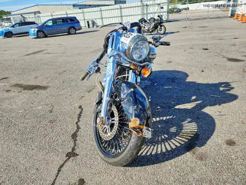1HD1FBM14FB636417 — 2015 Harley-Davidson Road King, фото 2 с аукциона Copart, Повреждения со всех сторон