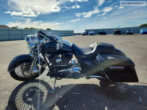 1HD1FBM14FB636417 — 2015 Harley-Davidson Road King, фото 3 с аукциона Copart, Повреждения со всех сторон