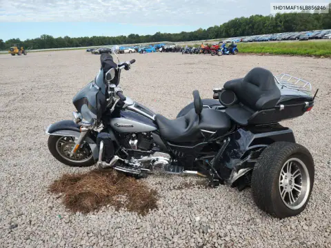 2020 Harley-Davidson Flhtcutg VIN 1HD1MAF16LB856246 фото 3