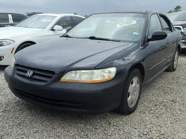 1HGCG16582A048796 — 2002 Honda Accord, фото 2 с аукциона Copart 04.01.2018, Подтопление