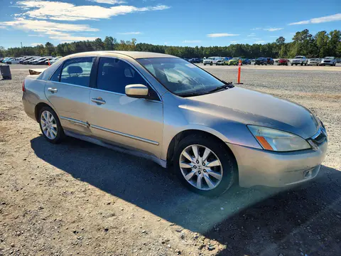 2007 Honda Accord Lx VIN 1HGCM56417A027576 фото 4