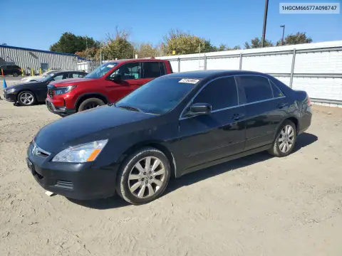 1HGCM66577A098747 — 2007 Honda Accord, Задняя часть, фото до ремонта