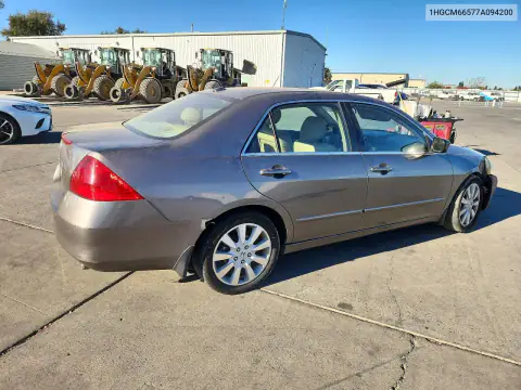 1HGCM66577A094200 — 2007 Honda Accord, фото 3 с аукциона Copart, Передняя часть