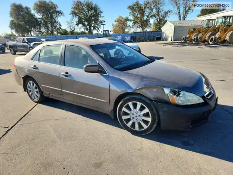 1HGCM66577A094200 — 2007 Honda Accord, фото 4 с аукциона Copart, Передняя часть