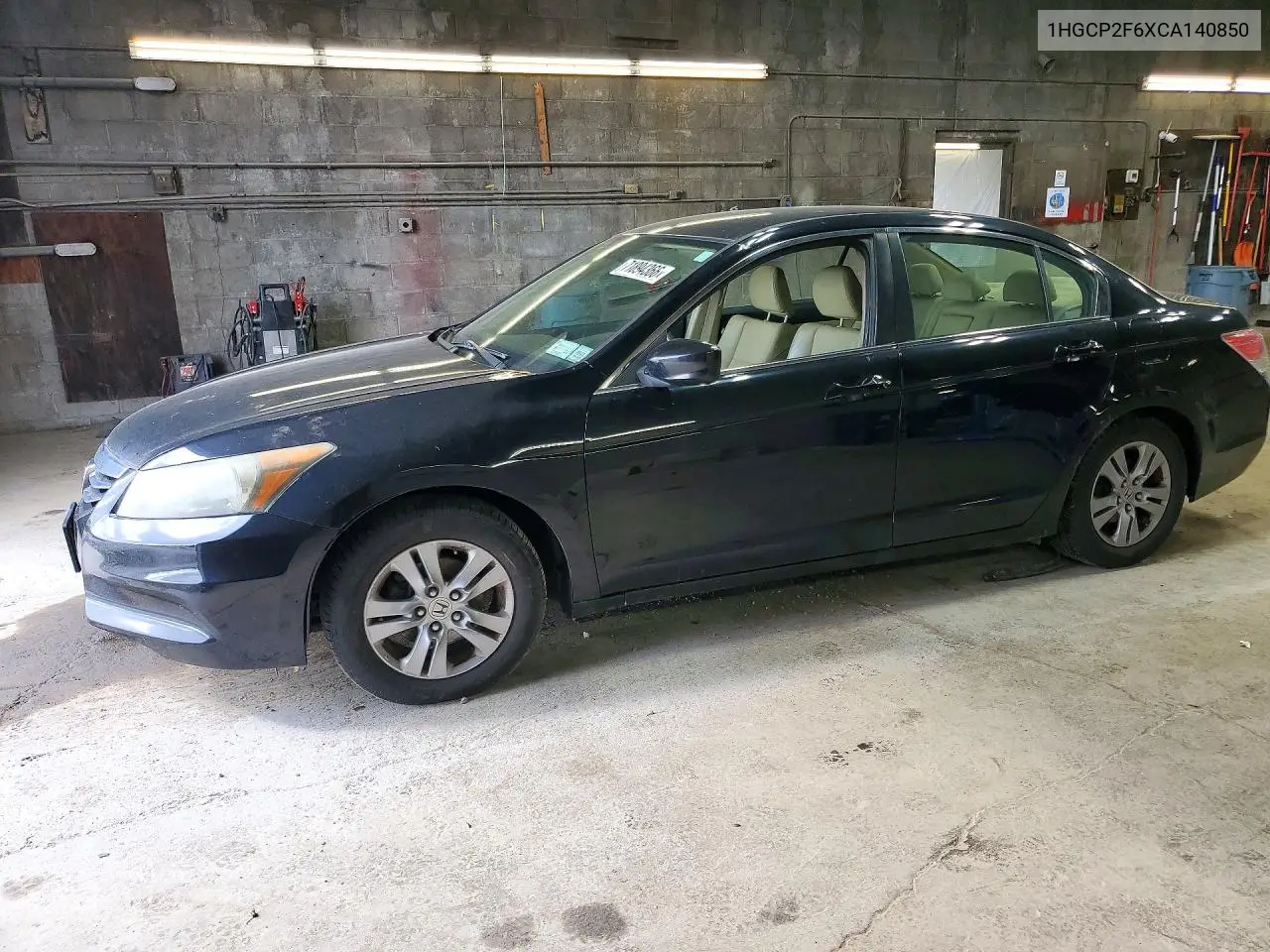 1HGCP2F6XCA140850 Honda Accord 2012 — повреждение Мелкие вмятины и царапины, фото до ремонта