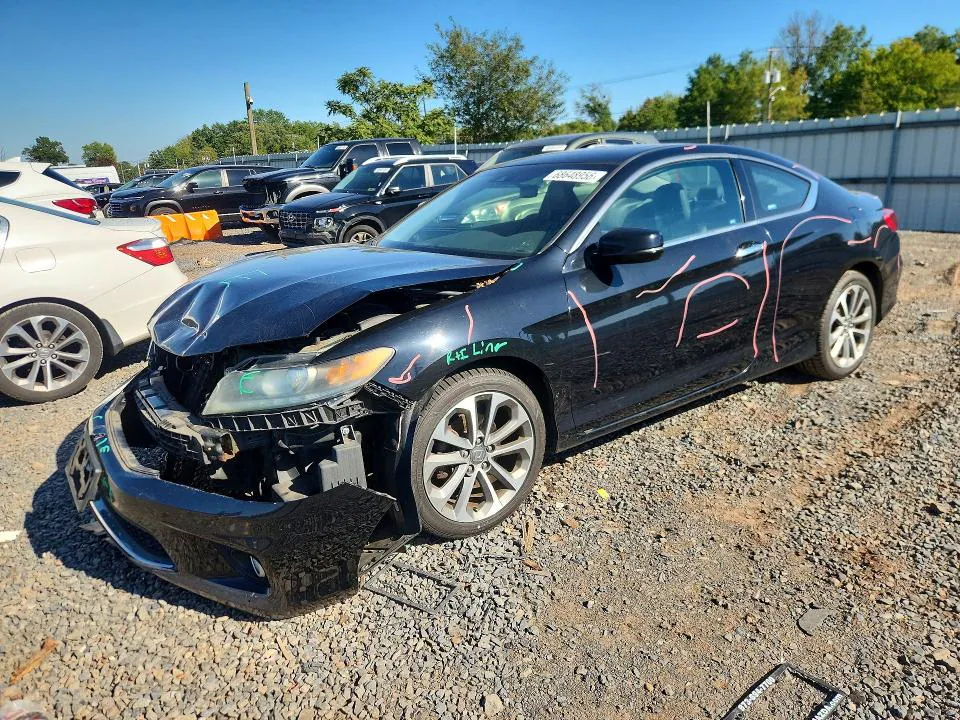 2013 HONDA ACCORD VIN 1HGCT2A83DA005151 фото 1