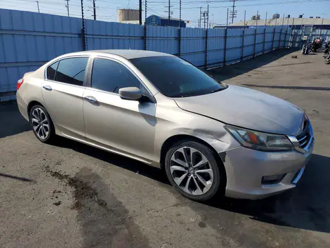 1HGCR2F5XEA266873 — 2014 Honda Accord, фото 4 с аукциона Copart 30.09.2026, Передняя часть