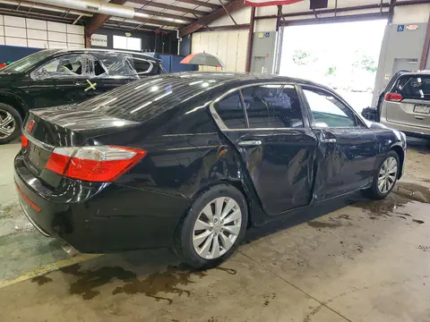 2015 Honda Accord VIN 1HGCR2F31FA131328 фото 3