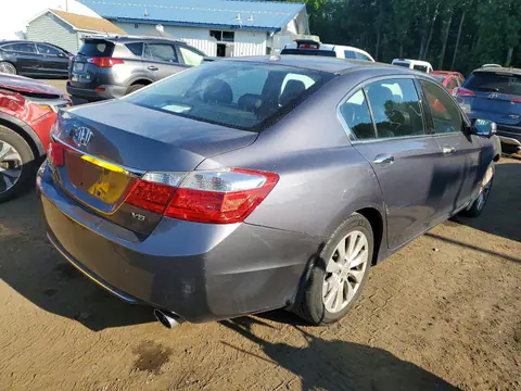2015 Honda Accord VIN 1HGCR3F86FA032327 фото 3