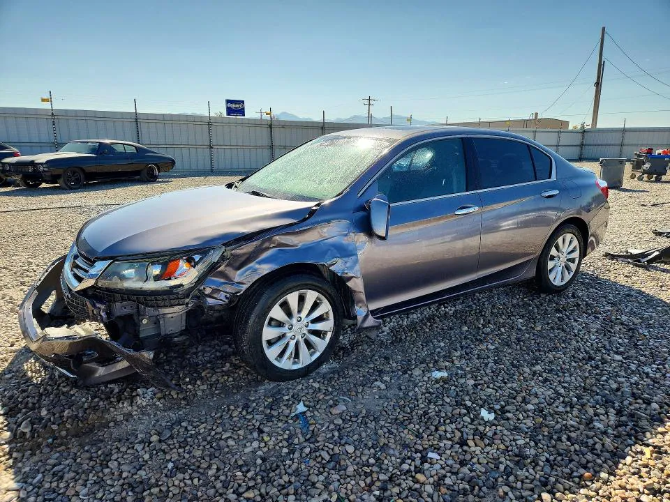 2015 HONDA ACCORD VIN 1HGCR3F84FA032701 фото 1