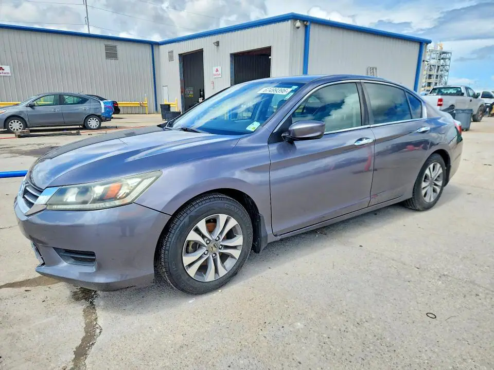 1HGCR2F37FA192523 Honda Accord 2015 — повреждение Подтопление, фото до ремонта