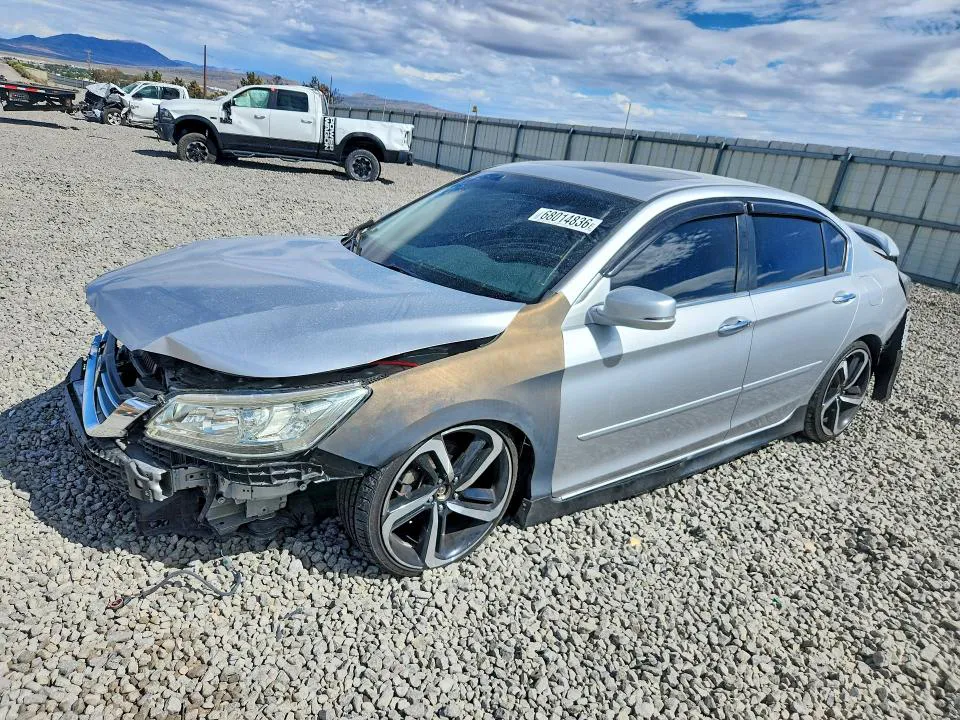 2015 Honda Accord VIN 1HGCR2F71FA051563 фото 1