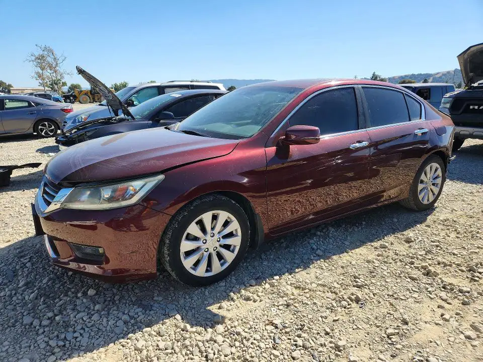 1HGCR2F87FA054413 Honda Accord 2015 — повреждение Задняя часть, фото до ремонта