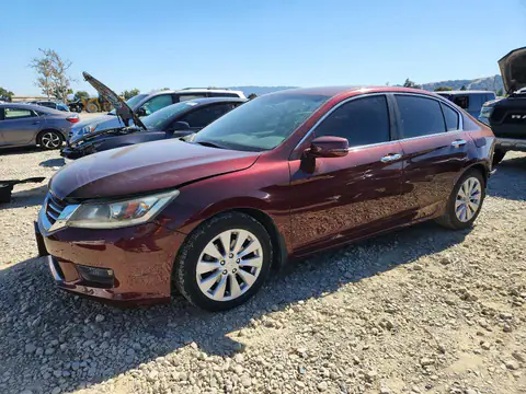 1HGCR2F87FA054413 — 2015 Honda Accord, Задняя часть (Rear End), фото до ремонта