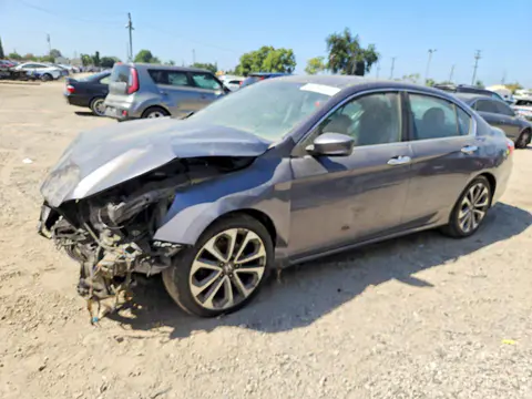 1HGCR2F54FA110054 — 2015 Honda Accord, Передняя часть (Front End), фото до ремонта