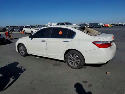 1HGCR2F32FA119446 — 2015 Honda Accord, фото 2 с аукциона Copart 14.10.2026, Вандализм