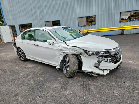 2016 Honda Accord VIN 1HGCR2F87GA177503 фото 4