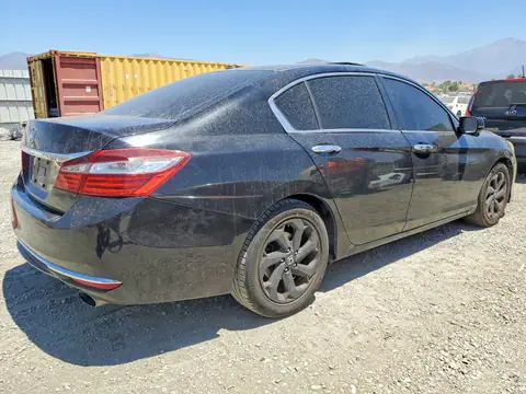 1HGCR2F71GA026356 — 2016 Honda Accord, фото 3 с аукциона Copart 30.09.2026, Пожар двигателя