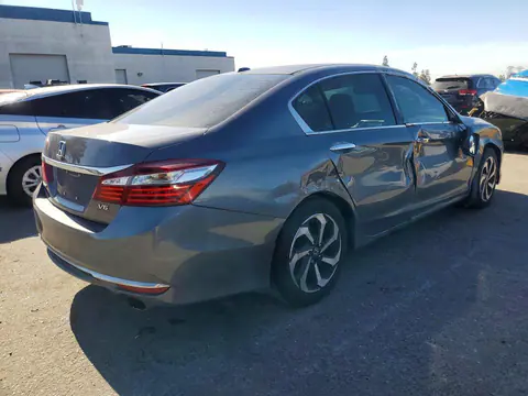 2016 Honda Accord VIN 1HGCR3F89GA030511 фото 3