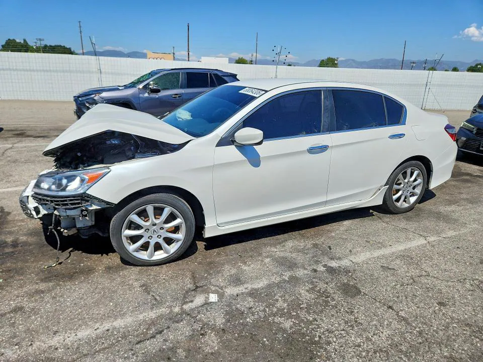 2016 Honda Accord VIN 1HGCR2F56GA028814 фото 1