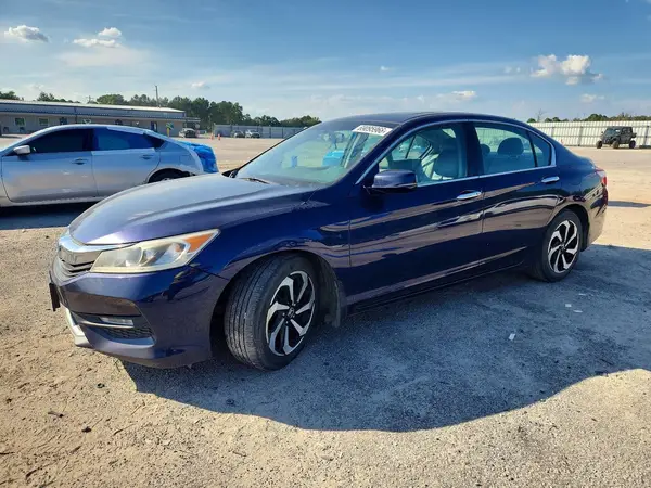 1HGCR3F82GA008169 — 2016 Honda Accord, Задняя часть (Rear End), фото до ремонта