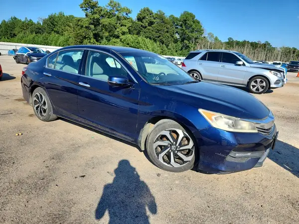 2016 HONDA ACCORD VIN 1HGCR3F82GA008169 фото 4