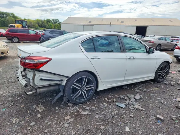 1HGCR2F50GA189708 — 2016 Honda Accord, фото 3 с аукциона Copart 30.09.2026, Передняя часть