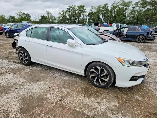 1HGCR2F72GA033901 — 2016 Honda Accord, фото 4 с аукциона Copart 06.10.2026, Задняя часть