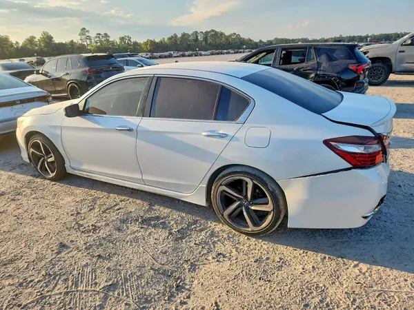 1HGCR2F56GA180494 — 2016 Honda Accord, фото 2 с аукциона Copart, Задняя часть