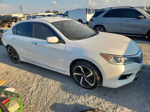 1HGCR2F56GA180494 — 2016 Honda Accord, фото 4 с аукциона Copart, Задняя часть