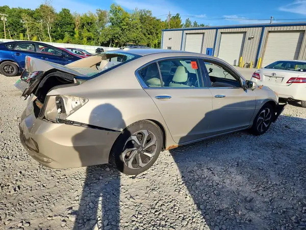 1HGCR2F74GA139492 — 2016 Honda Accord, фото 3 с аукциона Copart 08.10.2026, Биологическая или химическая опасность