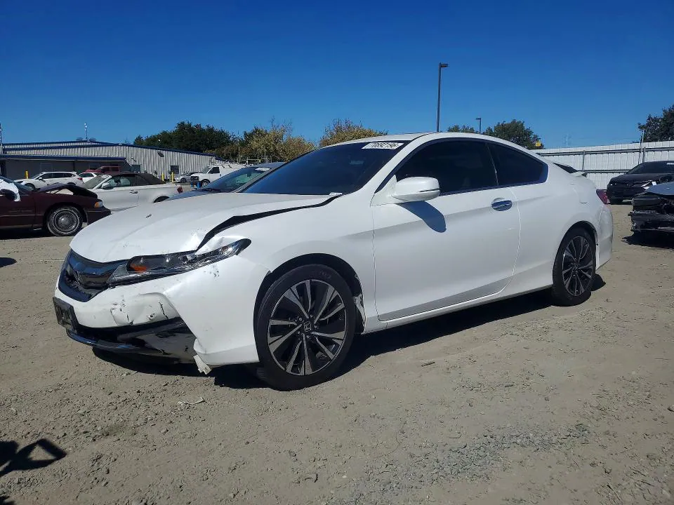 2016 Honda Accord VIN 1HGCT2B80GA002064 фото 1