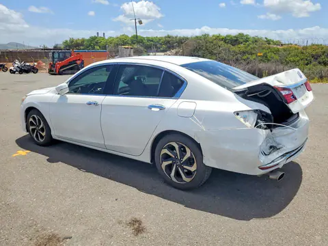 2017 Honda Accord VIN 1HGCR3F86HA010573 фото 2