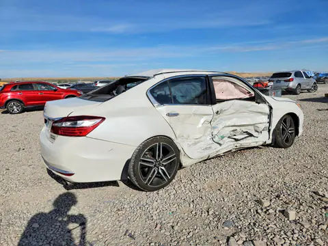 2017 Honda Accord VIN 1HGCR2F19HA022553 фото 3
