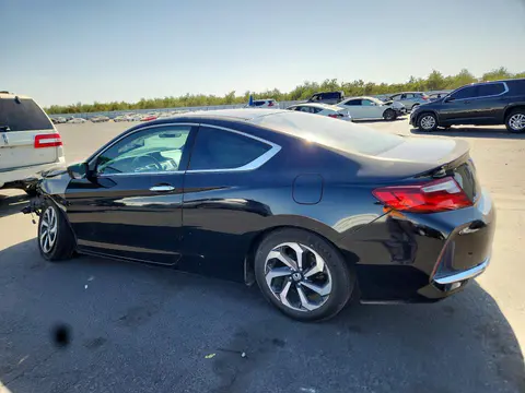 2017 Honda Accord VIN 1HGCT1B37HA001025 фото 2