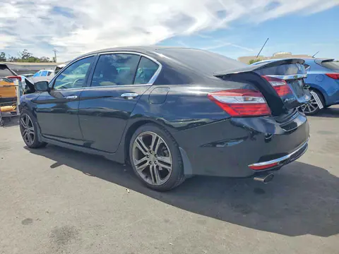 2017 Honda Accord VIN 1HGCR2F69HA081663 фото 2