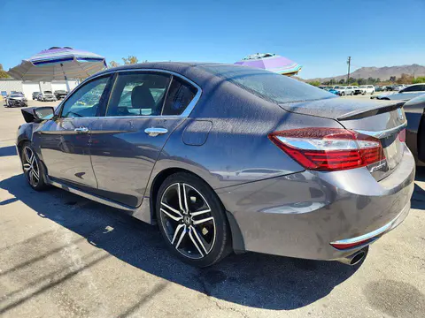 2017 Honda Accord VIN 1HGCR2F59HA301052 фото 2