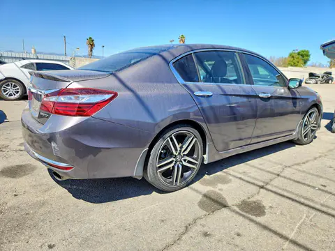 2017 Honda Accord VIN 1HGCR2F59HA301052 фото 3