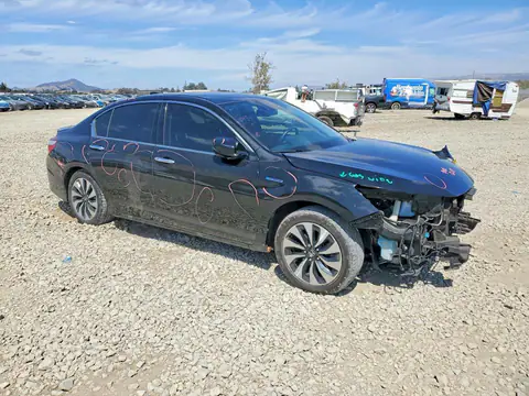 JHMCR6F55HC024618 — 2017 Honda Accord, фото 4 с аукциона Copart 13.10.2026, Передняя часть