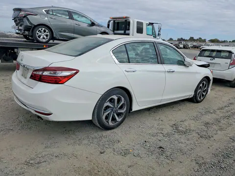 2017 Honda Accord VIN 1HGCR2F86HA125894 фото 3