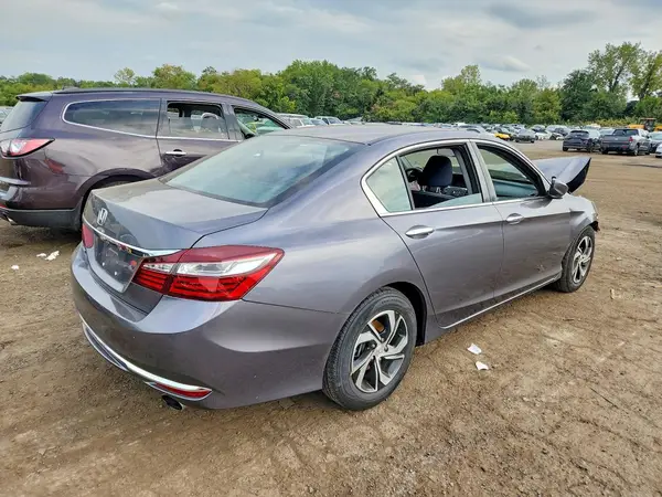 1HGCR2F34HA114347 — 2017 Honda Accord, фото 3 с аукциона Copart 02.10.2026, Передняя часть