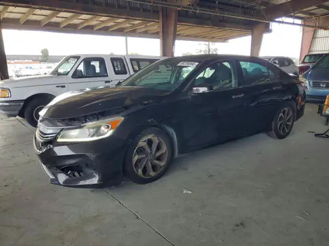 1HGCR2F7XHA218585 — 2017 Honda Accord, Передняя часть (Front End), фото до ремонта