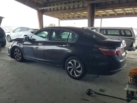 2017 Honda Accord VIN 1HGCR2F7XHA218585 фото 2